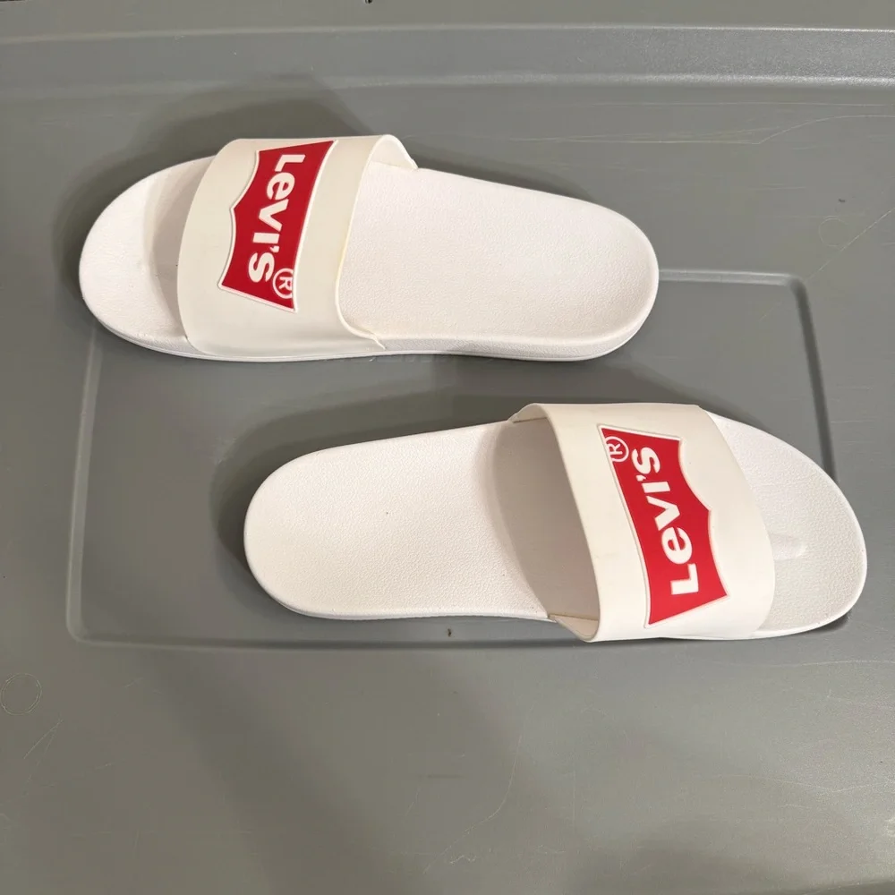 Levi's Red Logo White Slide Sandals